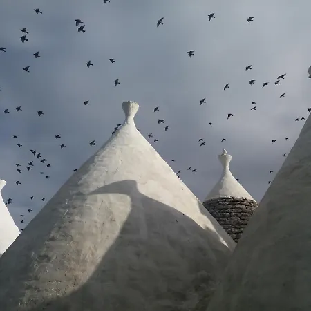 Trulli Di Puglia - In Valle D'itria